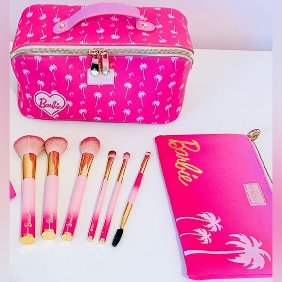 Barbie Pink Makeup Travel Set